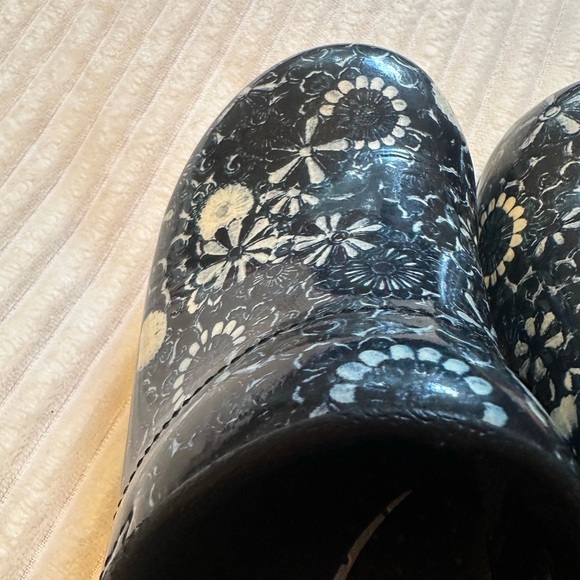 Sanita Black and White Floral Clogs - Picture 12 of 16